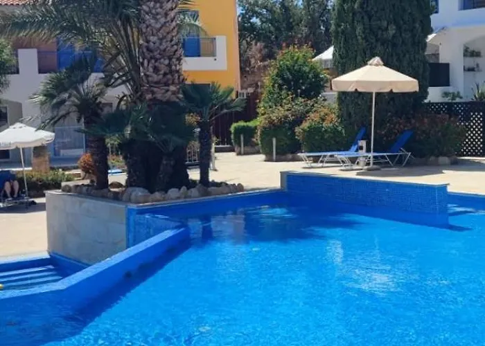 Sunny Paphos * Anarita